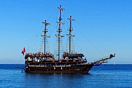 Side Korsan Tekne Turu